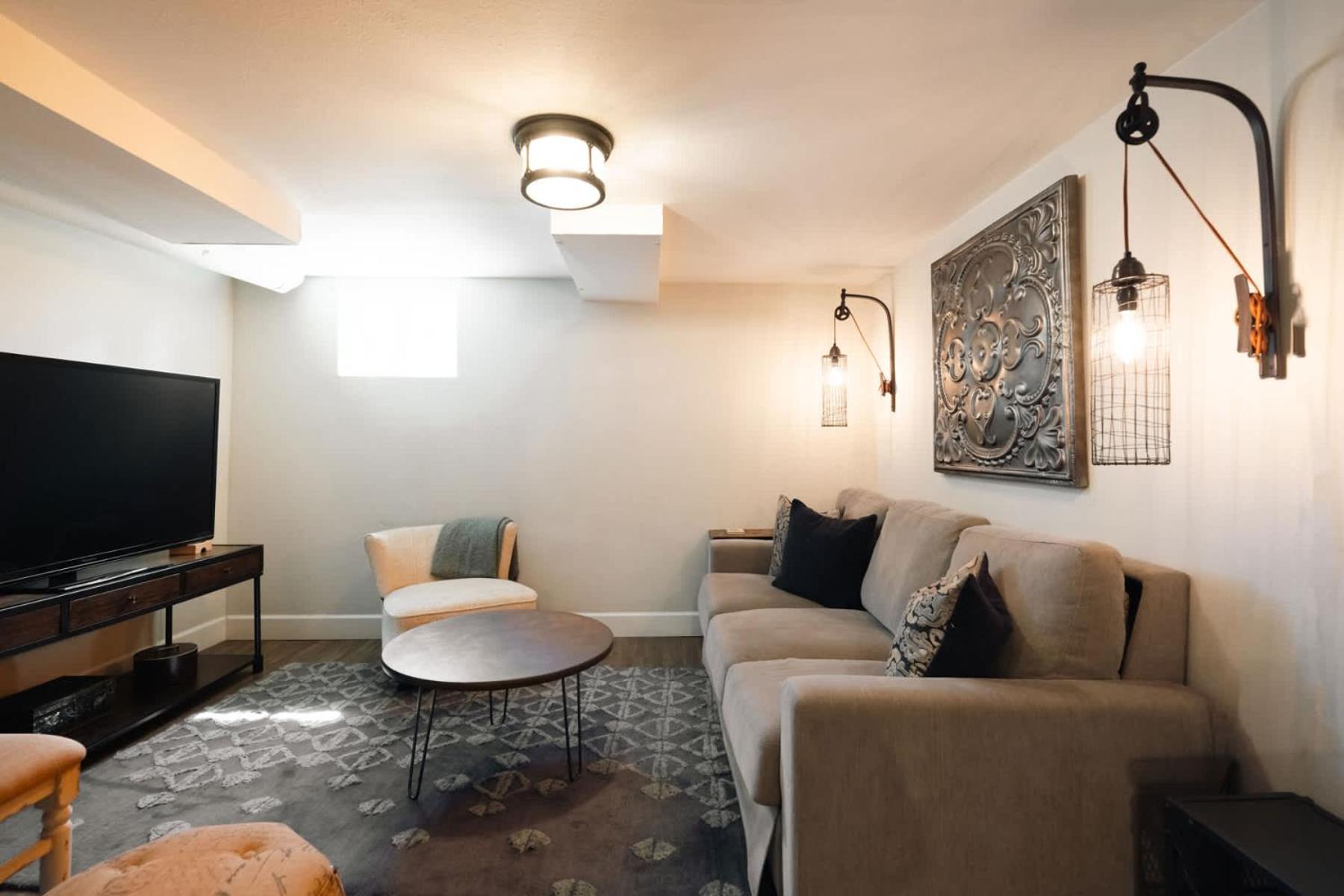 Сasa de vacaciones Superb Washington Park - Dog-friendly W Yard *