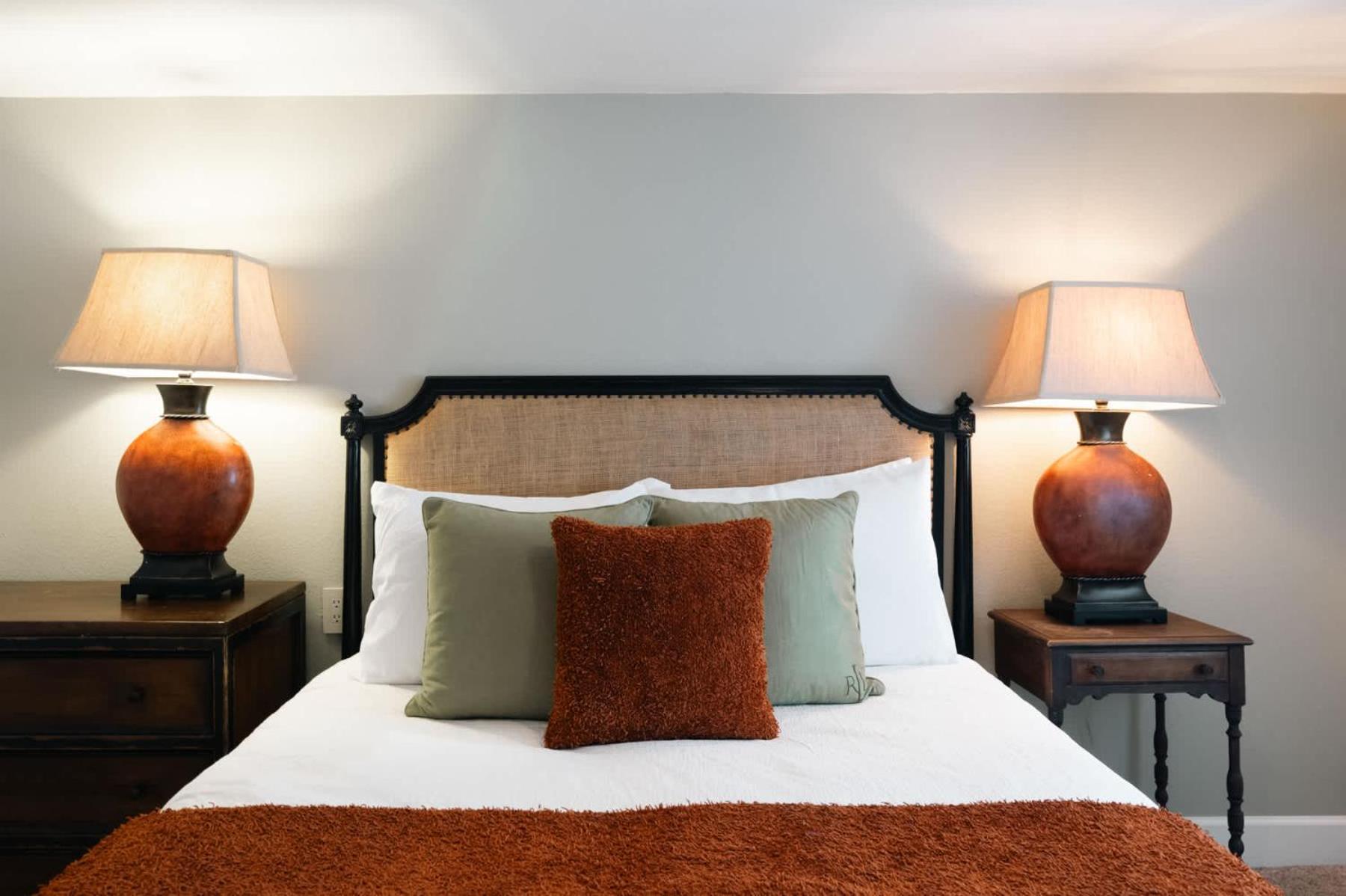 Superb Washington Park - Dog-friendly W Yard Сasa de vacaciones *