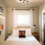 Superb Washington Park Home - Dog-Friendly W Yard